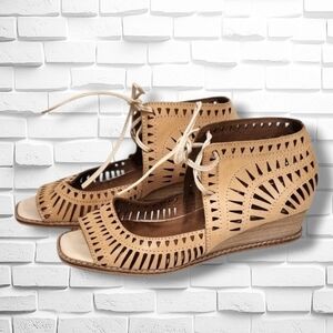 Jeffrey Campbell Rodillo Nude Leather Cutout Wedge Sandals | Size 8 | Boho Lace